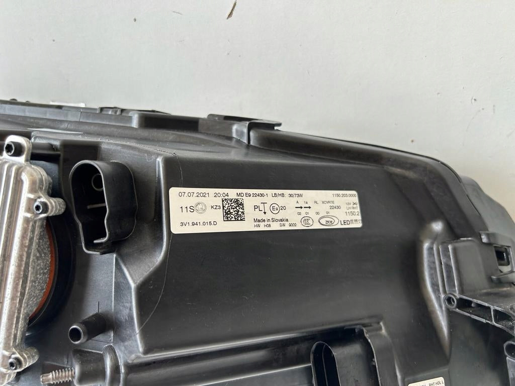 Frontscheinwerfer Skoda Superb III 3V1941015D Full LED Links Headlight