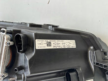 Laden Sie das Bild in den Galerie-Viewer, Frontscheinwerfer Skoda Superb III 3V1941015D Full LED Links Headlight