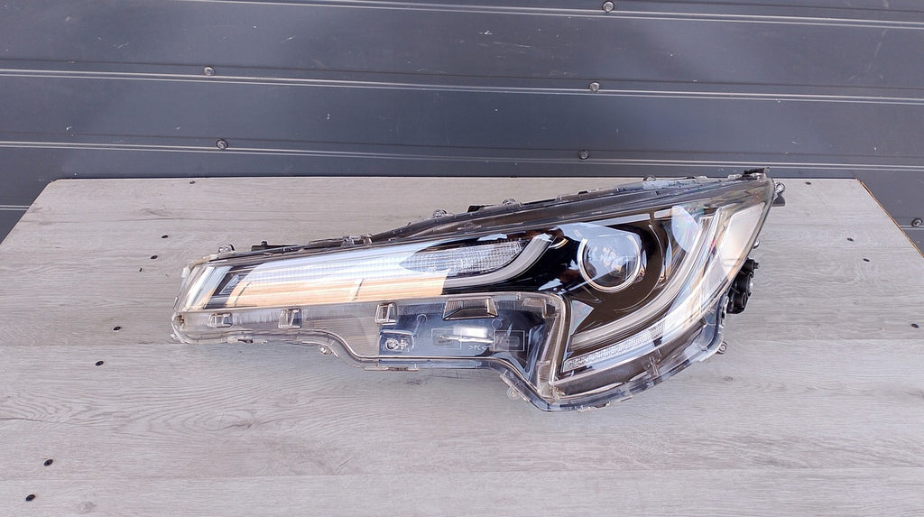 Frontscheinwerfer Toyota Corolla 81150-02S70 Links Scheinwerfer Headlight SCH2109698721un