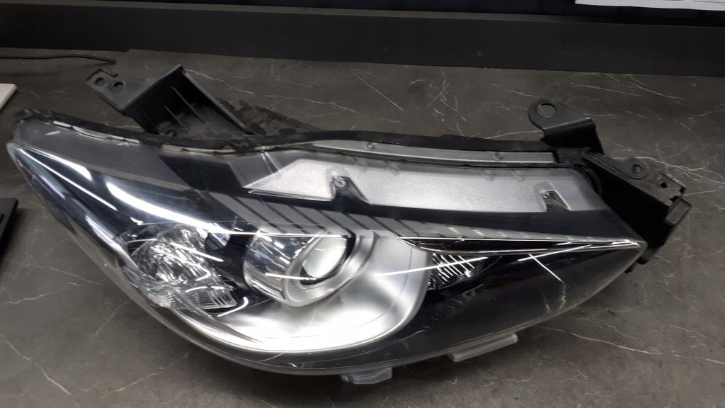 Frontscheinwerfer Mazda Cx5 KD5351030F Rechts Scheinwerfer Headlight