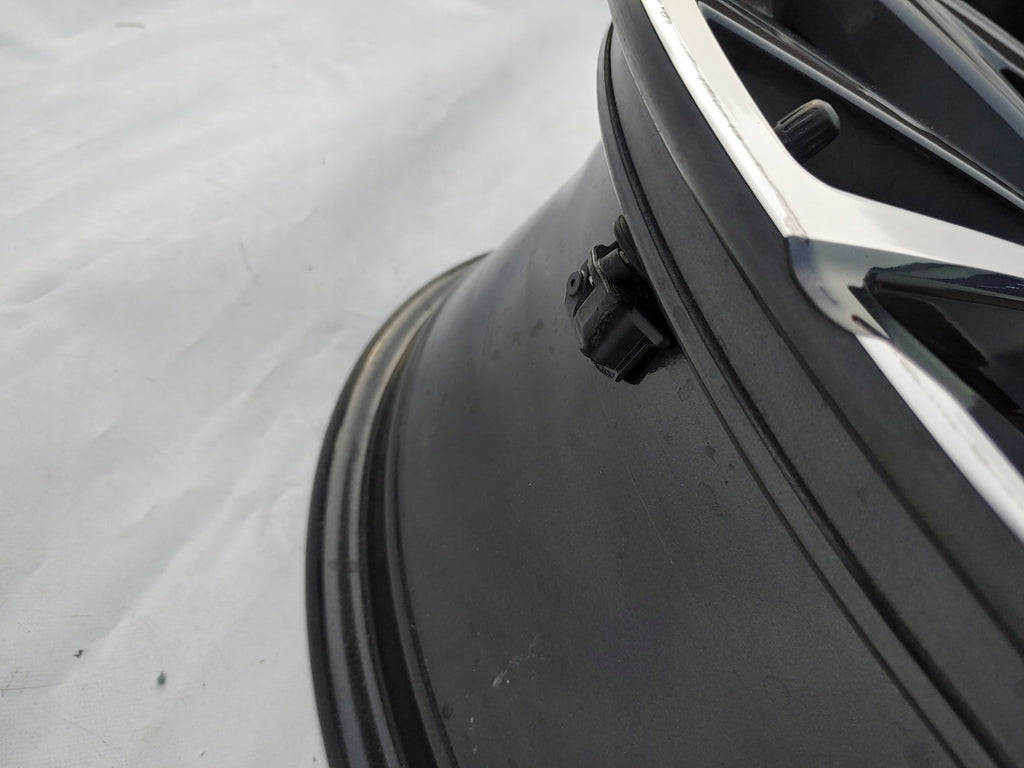 1x Alufelge 19 Zoll 7.5" 5x114.3 45ET Glanz Graphit 6UA3A Mg III 1 Qashqai FEL8807825070rx