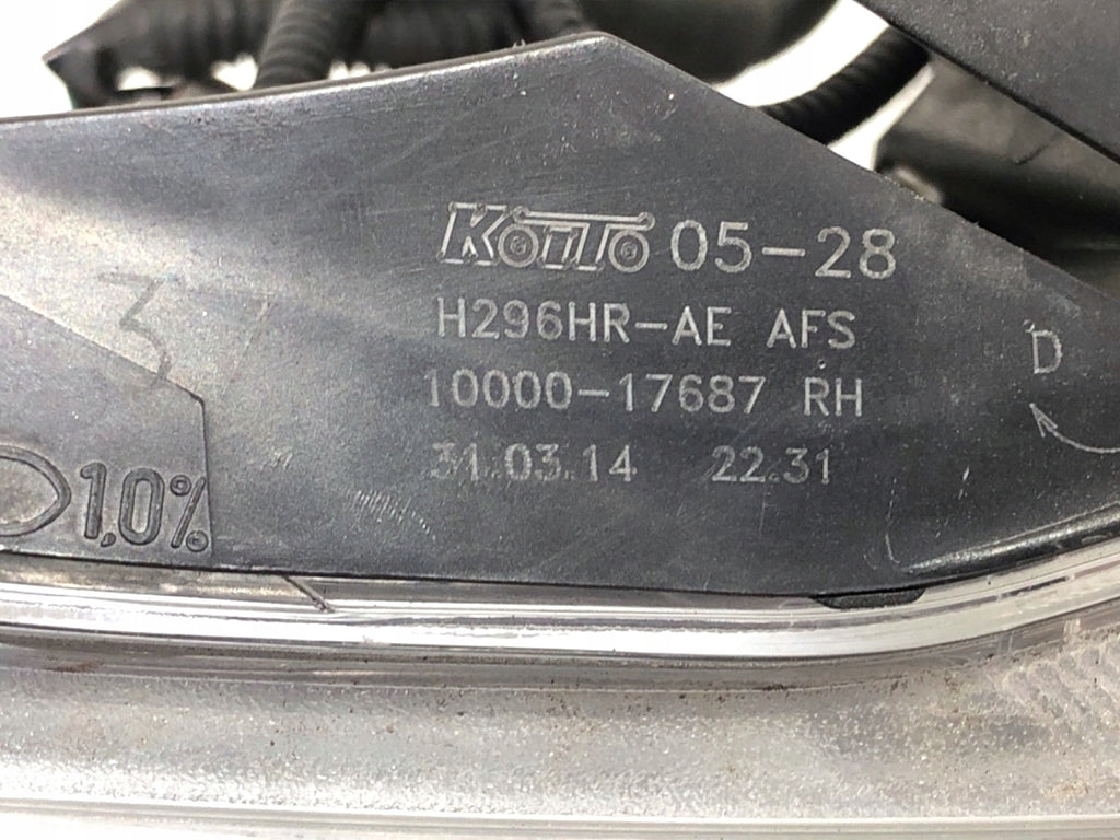 Frontscheinwerfer Toyota Avensis AEH296HR- Ein Stück (Rechts oder Links)