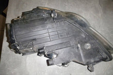 Load image into Gallery viewer, Frontscheinwerfer VW Passat 3C0941752K Rechts Scheinwerfer Headlight SCH7183335348yx