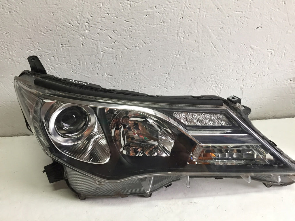 Frontscheinwerfer Toyota 89210-ODXW3 LED Ein Stück (Rechts oder Links) Headlight
