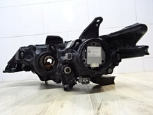 Laden Sie das Bild in den Galerie-Viewer, Frontscheinwerfer Mitsubishi Outlander ECM921-22E20 Full LED Rechts Headlight