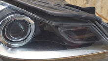 Load image into Gallery viewer, Frontscheinwerfer Mercedes-Benz W204 A2048204639 LED Rechts Headlight