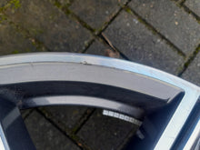 Laden Sie das Bild in den Galerie-Viewer, 1x Alufelge 18 Zoll 8.5" 5x112 36ET Glanz Schwarz 8747286 BMW 4 G26 Rim Wheel FEL1021543099cb
