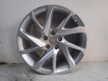 Laden Sie das Bild in den Galerie-Viewer, 1x Alufelge 18 Zoll 8.0" 5x112 40ET Glanz Silber 5FF601025 Cupra Formentor FEL6085563711ng