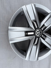 Laden Sie das Bild in den Galerie-Viewer, 1x Alufelge 17 Zoll 7.0" 5x120 7E0601025P VW Multivan Rim Wheel FEL5306543632fm
