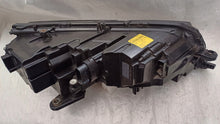 Load image into Gallery viewer, Frontscheinwerfer Skoda Octavia III 5E1941015D Full LED Links Headlight SCH2348618117rp