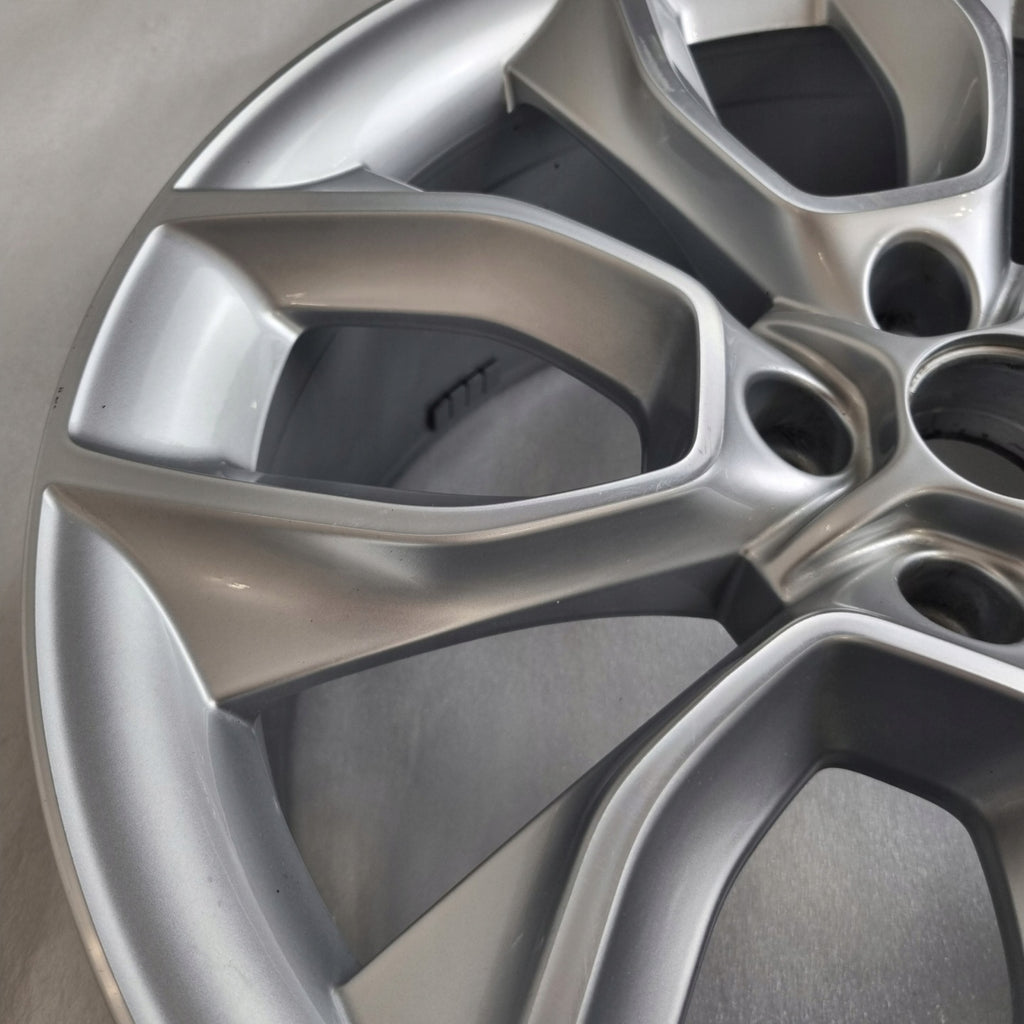 1x Alufelge 19 Zoll 8.0" 5x112 45ET Glanz Silber 57A601025Q Skoda Karoq FEL4260052593vj