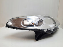 Load image into Gallery viewer, Frontscheinwerfer Dacia Sandero 8200733877 Rechts Scheinwerfer Headlight SCH7499816595ko