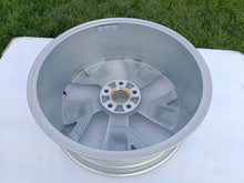 Laden Sie das Bild in den Galerie-Viewer, 1x Alufelge 19 Zoll 565601025F Skoda Kodiaq Rim Wheel FEL6586005506hb