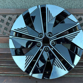 1x Alufelge 19 Zoll 5x114.3 403002266R Renault Megane E-Tech Rim Wheel FEL5071422844mz
