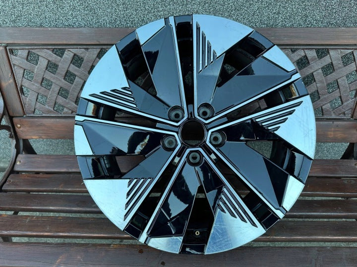 1x Alufelge 19 Zoll 5x114.3 403002266R Renault Megane E-Tech Rim Wheel FEL5071422844mz
