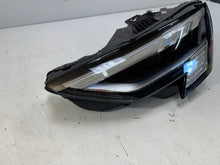 Laden Sie das Bild in den Galerie-Viewer, Frontscheinwerfer Audi A3 8Y0941035 LED Links Scheinwerfer Headlight SCH3404760987wy