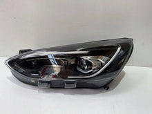 Laden Sie das Bild in den Galerie-Viewer, Frontscheinwerfer Ford Focus JX7B-13E017-AH JX7B-13E017- 85122000 LED Links SCH5097771240vf