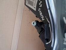 Load image into Gallery viewer, Frontscheinwerfer Toyota Auris 81170-02J61 Links Scheinwerfer Headlight SCH3358810372pj