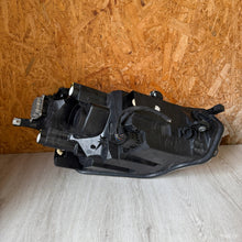 Load image into Gallery viewer, Frontscheinwerfer VW Taigo 2G7941005A 2G7941006A LED Ein Satz Headlight
