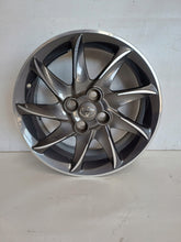 Laden Sie das Bild in den Galerie-Viewer, 1x Alufelge 16 Zoll 6.0&quot; 4x100 51ET Glanz Silber PZ406B067 Toyota Yaris