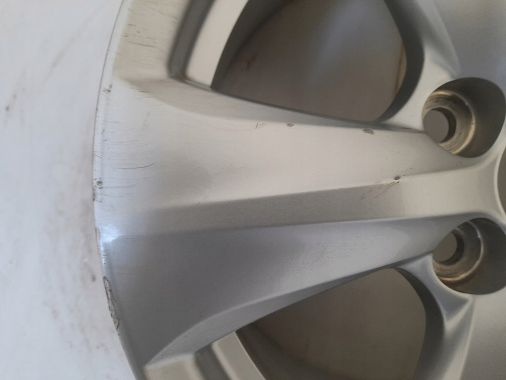 1x Alufelge 16 Zoll 7.0" 5x114.3 45ET Glanz Silber Lexus X Rim Wheel FEL1818909301bt
