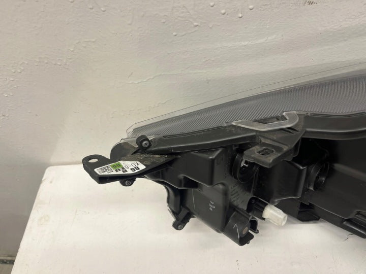 Frontscheinwerfer Toyota Yaris Rechts Scheinwerfer Headlight SCH7376462697np
