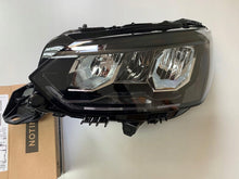 Laden Sie das Bild in den Galerie-Viewer, Frontscheinwerfer Peugeot 2008 208 II 9833036380 LED Links Headlight