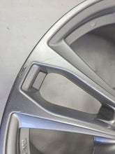 Load image into Gallery viewer, 1x Alufelge 19 Zoll 7.5&quot; 5x114.3 40 5ET Hyundai Rim Wheel