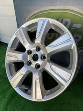 Load image into Gallery viewer, 1x Alufelge 19 Zoll 5x120 53ET Glanz Silber DH221007AAW Land Rover Range FEL4521821242pd