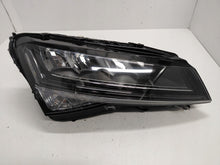 Load image into Gallery viewer, Frontscheinwerfer Skoda Superb III 3V1941016C Rechts Scheinwerfer Headlight SCH2789758201ol