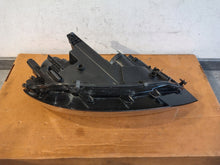 Laden Sie das Bild in den Galerie-Viewer, Frontscheinwerfer VW Touran 5TB941005A Links Scheinwerfer Headlight SCH8827932769qx