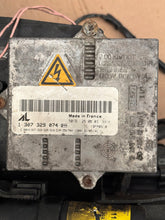 Laden Sie das Bild in den Galerie-Viewer, Frontscheinwerfer BMW Coupe E46 1307329074 Rechts Scheinwerfer Headlight SCH6227180859bo