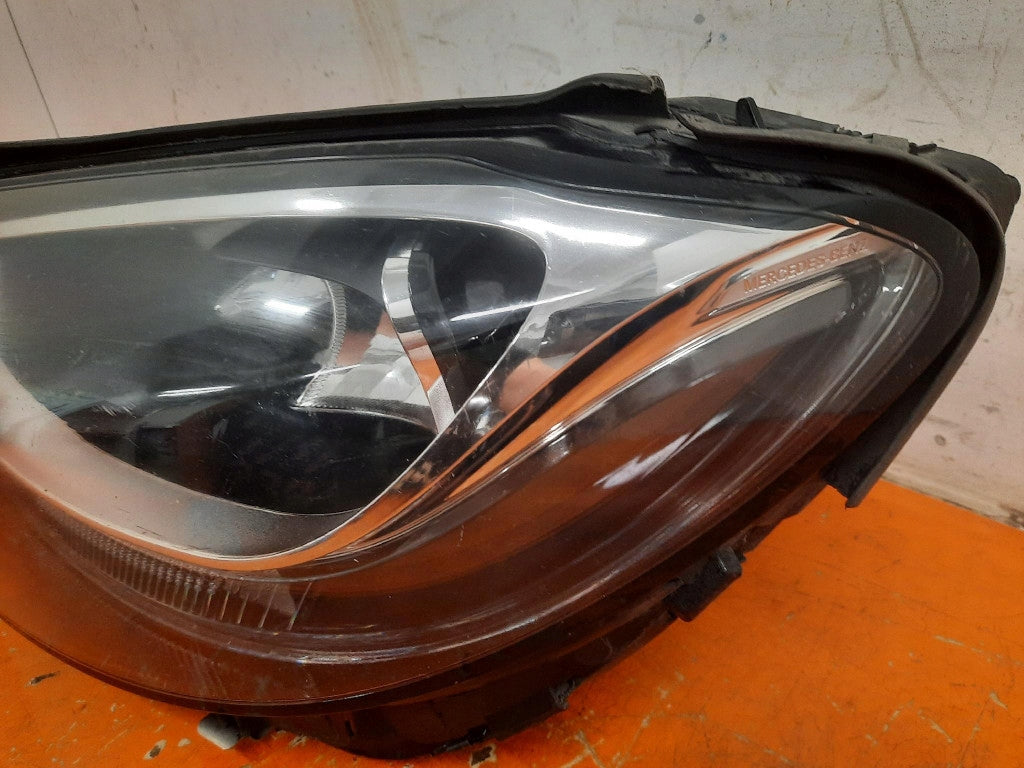 Frontscheinwerfer Mercedes-Benz W205 Ein Stück (Rechts oder Links) Headlight SCH9578240375ad