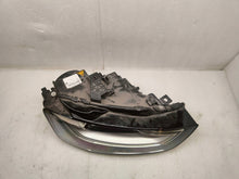 Laden Sie das Bild in den Galerie-Viewer, Frontscheinwerfer Audi A4 B8 8K0941032C Xenon Rechts Scheinwerfer Headlight SCH1619781477ar
