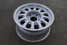 Load image into Gallery viewer, 1x Alufelge 15 Zoll 7.0" 5x120 20ET Silber 109346313 Bmw Rim Wheel FEL6155809279dl