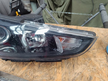 Load image into Gallery viewer, Frontscheinwerfer Hyundai I30 III 92102-G4060 LED Rechts Scheinwerfer Headlight SCH4456948485rt