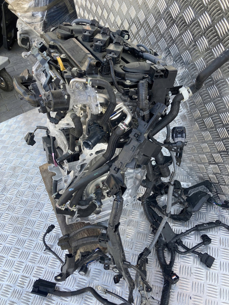 Motor Toyota Yaris Cross XM15A-P90 M15AFXE 1.5 12TKm 2022 Hybrid Engine Komplett