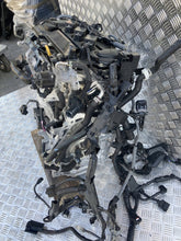 Load image into Gallery viewer, Motor Toyota Yaris Cross XM15A-P90 M15AFXE 1.5 12TKm 2022 Hybrid Engine Komplett