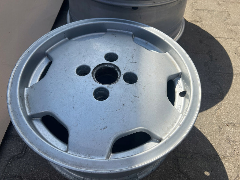 1x Alufelge 15 Zoll 6.0" 4x108 Glanz Audi 80 Rim Wheel