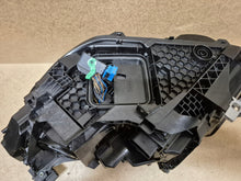 Laden Sie das Bild in den Galerie-Viewer, Frontscheinwerfer Mercedes-Benz Cla A1749064202 LED Rechts Headlight SCH5312016953vc