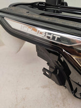 Laden Sie das Bild in den Galerie-Viewer, Frontscheinwerfer VW Golf VIII 5H1941060 Rechts Scheinwerfer Headlight SCH2341396361mu