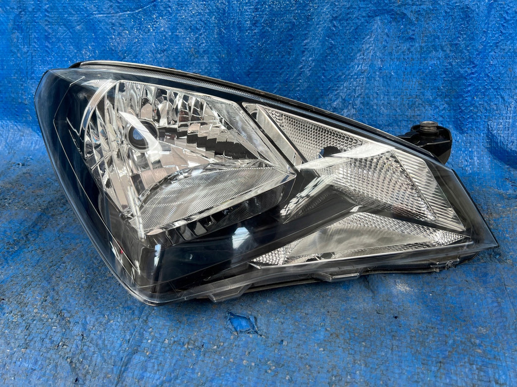 Frontscheinwerfer Seat Mii 1SL941016F 1EJ010671-02 Rechts Scheinwerfer Headlight