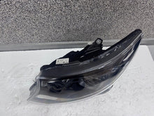 Laden Sie das Bild in den Galerie-Viewer, Frontscheinwerfer Mercedes-Benz Vito W447 A4479068101 Links Headlight SCH1083236821xm