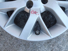 Load image into Gallery viewer, 1x Alufelge 15 Zoll Nissan Note E12 Rim Wheel FEL7784763041qm