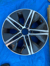 Load image into Gallery viewer, 1x Alufelge 17 Zoll 7.0&quot; 5x112 A2054019000 Mercedes-Benz C205 Rim Wheel