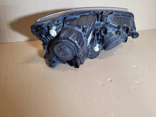 Laden Sie das Bild in den Galerie-Viewer, Frontscheinwerfer Skoda Fabia III 6V1941015B LED Links Scheinwerfer Headlight