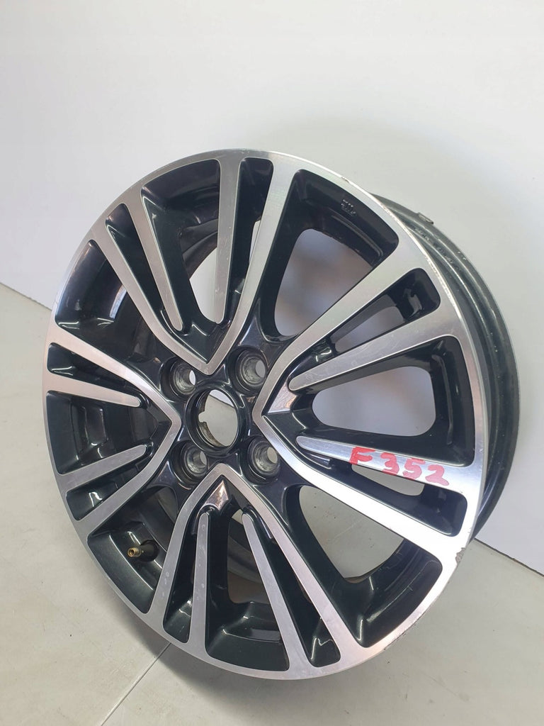 1x Alufelge 15 Zoll 5.0" 4x100 46ET 4250D418 Mitsubishi Space Star Rim Wheel FEL8067981831lx