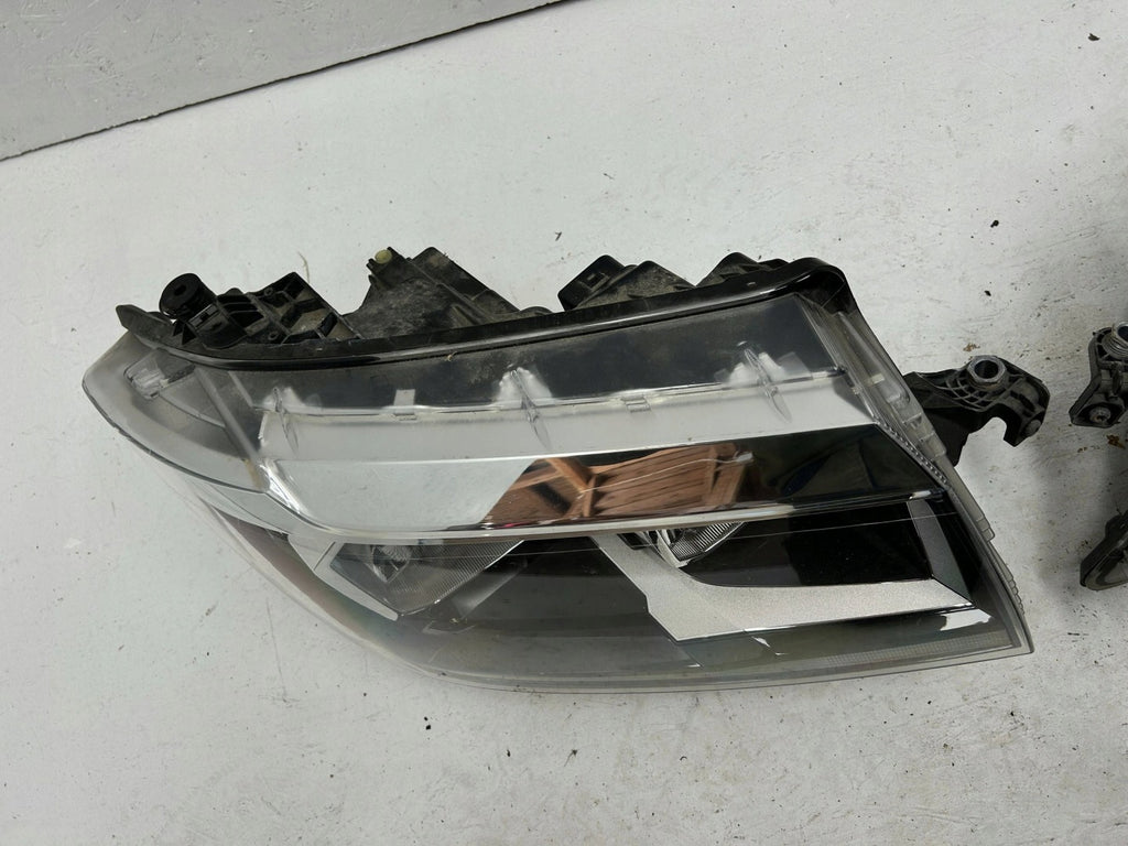 Frontscheinwerfer Man Tge Crafter 7C1941006 7C1941005 Ein Satz Headlight SCH9055721885va