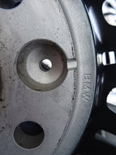 Laden Sie das Bild in den Galerie-Viewer, 1x Alufelge 18 Zoll 8.0" 5x120 47ET Glanz Silber BMW 1 Rim Wheel FEL1388648854vf