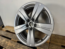 Laden Sie das Bild in den Galerie-Viewer, 1x Alufelge 18 Zoll 8.0" 5x112 4M0601025A Audi Q7 Rim Wheel FEL7638748110vj